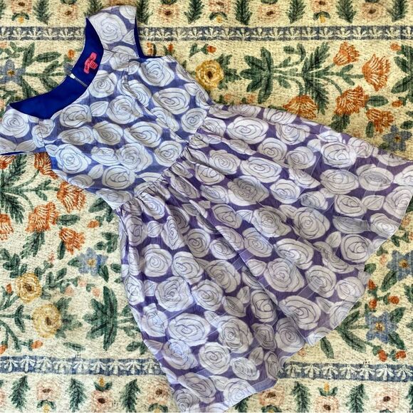 Betsey Johnson Rose Floral Purple Fit Flare Dress Cap Sleeves Garden Punk Size 6 - Picture 1 of 7